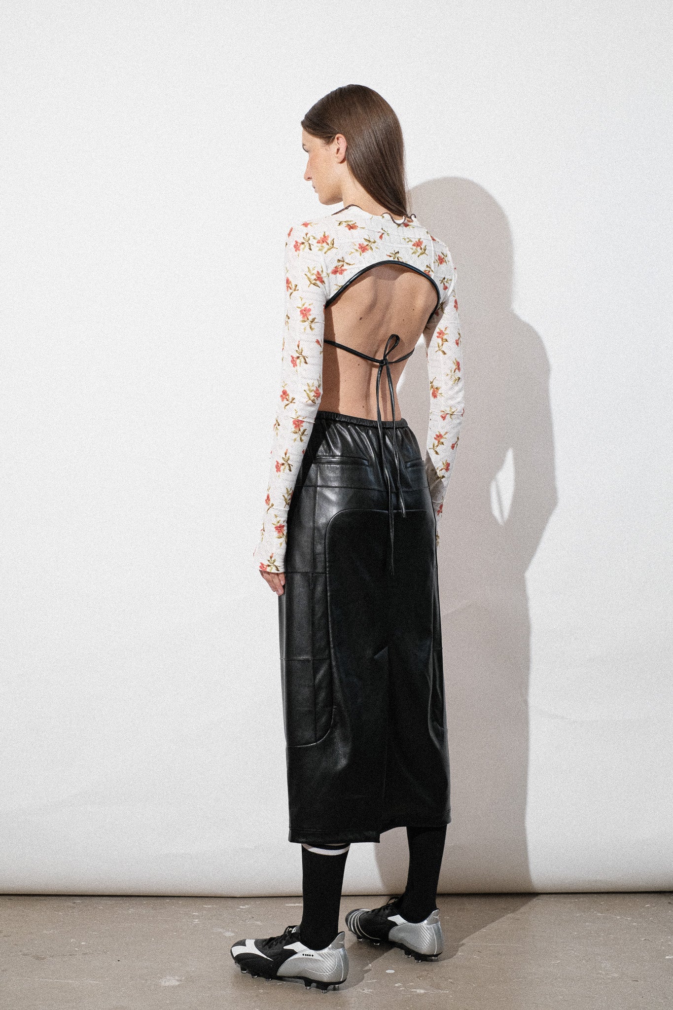 Floral Jersey Ruffle Hem Cut out Top