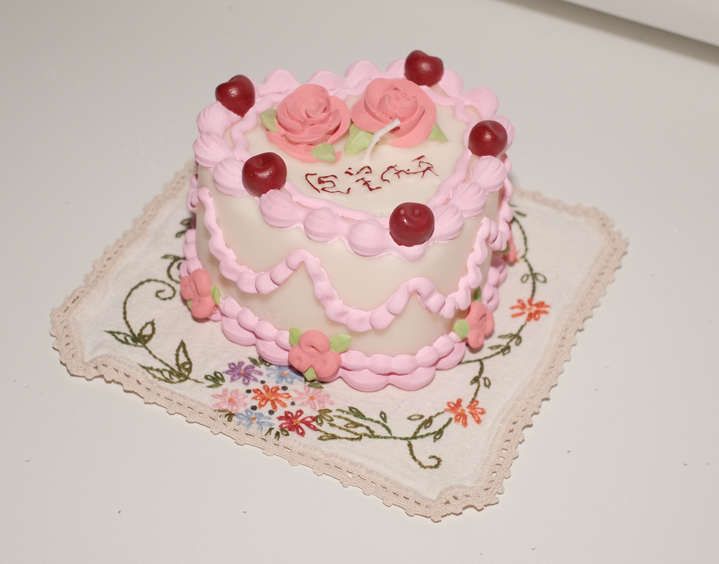 ZIMO 90S Kitsch Memory Cake Candle